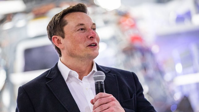 Elon Musk anunță că Tesla va livra în întreaga lume ventilatoare medicale omologate de FDA