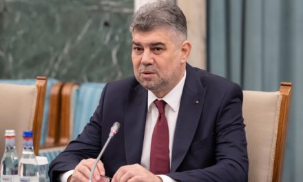 Premierul Ciolacu exclude eliminarea de anul viitor a acordării voucherelor de vacanţă în sectorul bugetar