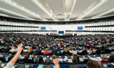 Acord privind salariul minim între Parlamentul European şi statele membre ale UE