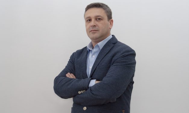 Vasile Ungurean este noul Director de Vânzări al companiei Farmec